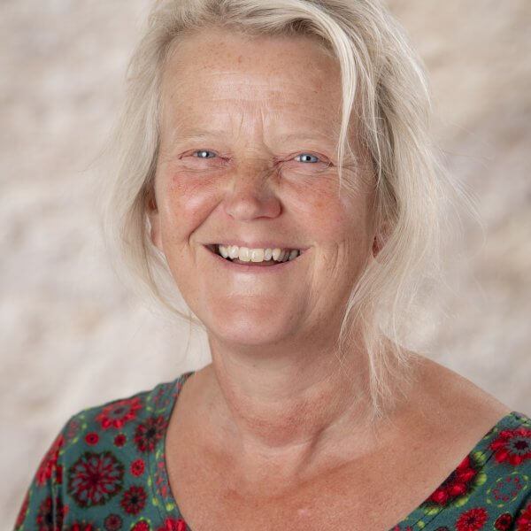 9554_2509110908174142_CR